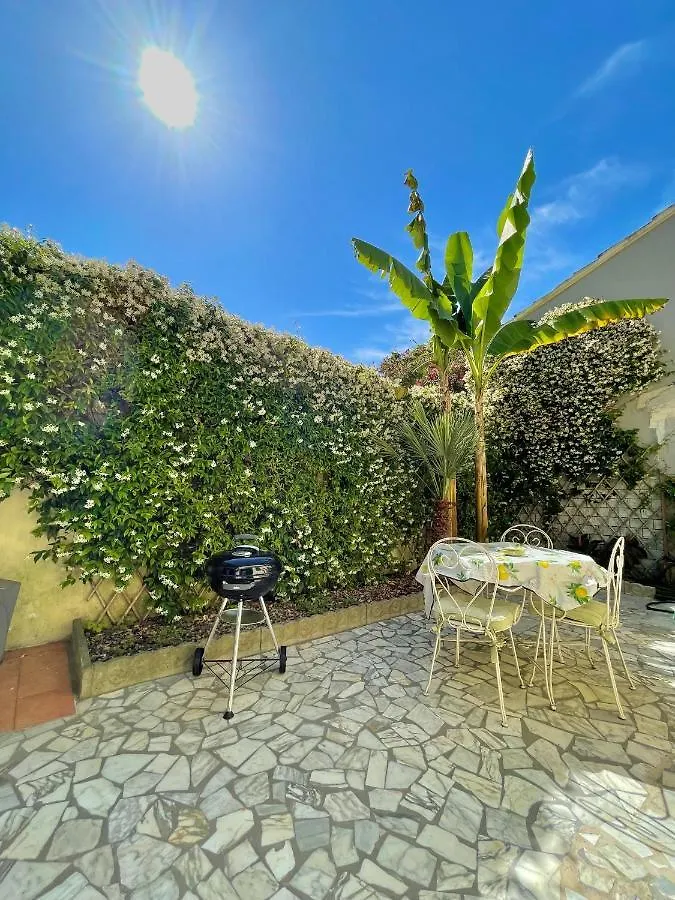 Viareggio Ampia Casa Con Giardino Apartment 0*,  Italy