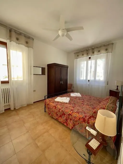 Viareggio Ampia Casa Con Giardino Apartment