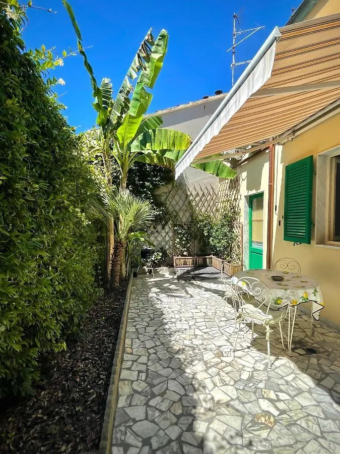 Apartmán Viareggio Ampia Casa Con Giardino